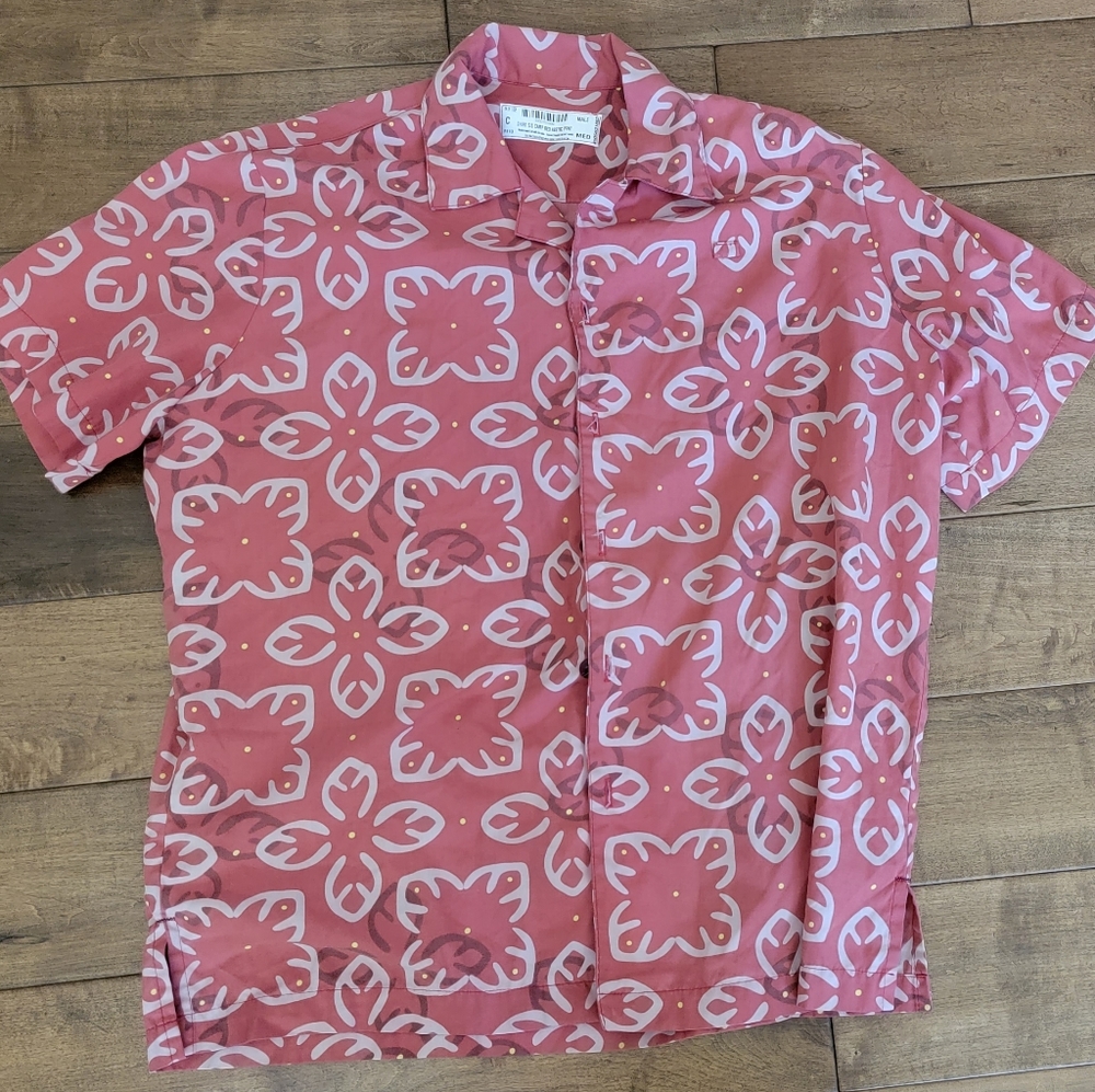Disney Polynesian Resort Mens Cast Member Ohana hawaiian button up shirt Medium